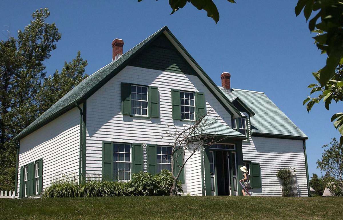 Woke Ideologues Loathe the Legacy of English-Speaking Peoples