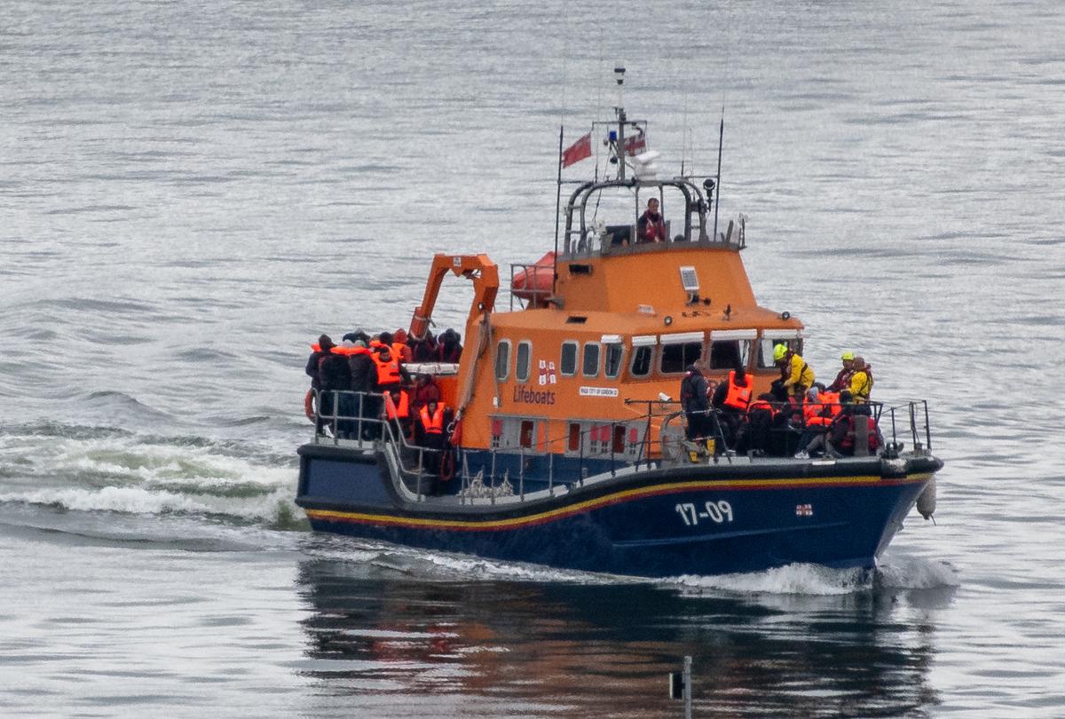3 Arrested Over English Channel Migrant Deaths