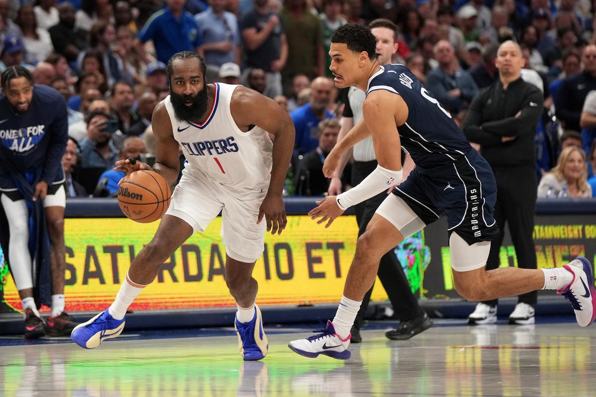 Clippers Make Harden Signing Official, Ink Three Others