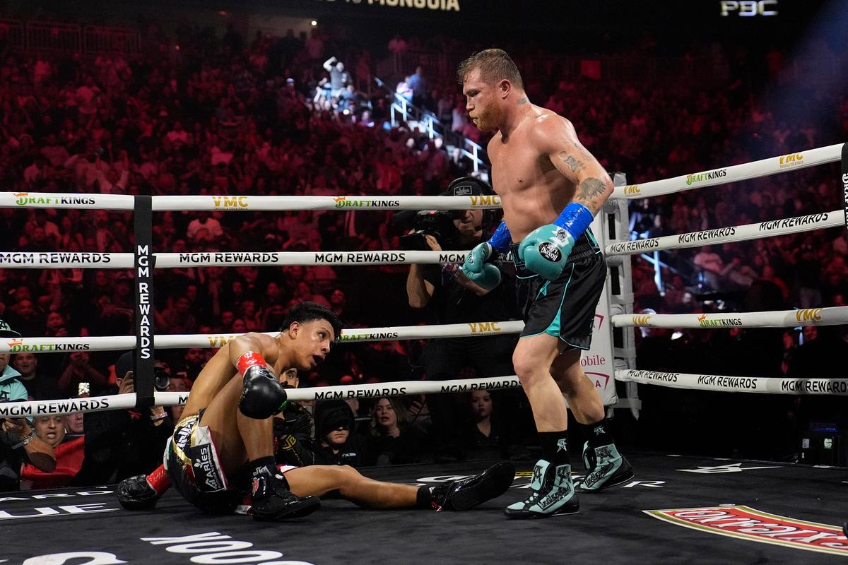 Canelo Alvarez Retains Undisputed Championship With Unanimous Decision Over Jaime Munguia