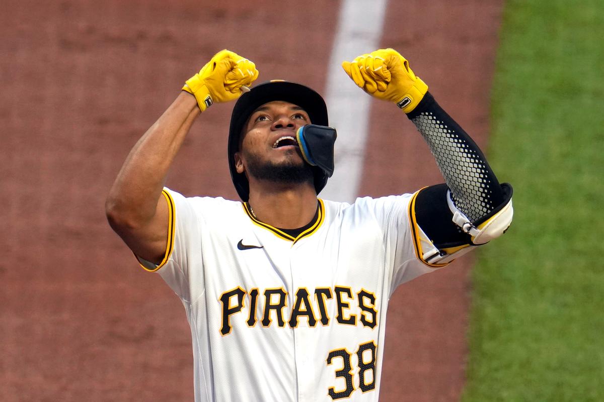 Pirates Use Olivares Grand Slam, Keller Complete Game to Beat Angels