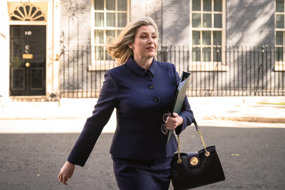 Commons Leader Publishes Guide to ‘Conspiracy Theories’ for MPs