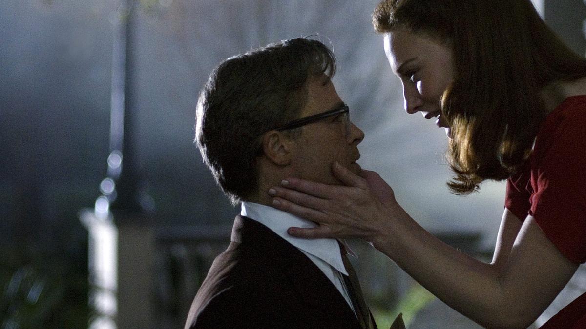 ‘The Curious Case of Benjamin Button’: The Inverse of Time?