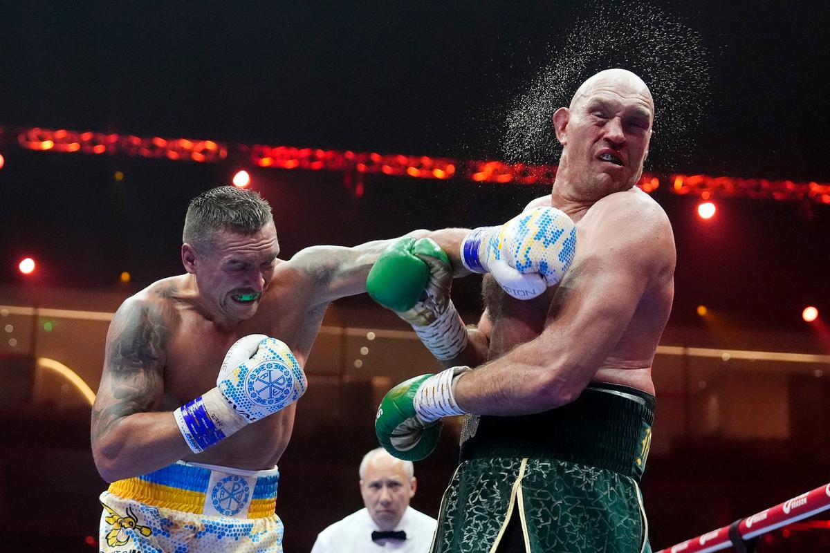 Oleksandr Usyk Beats Tyson Fury by Split Decision to Become the Undisputed Heavyweight Champion