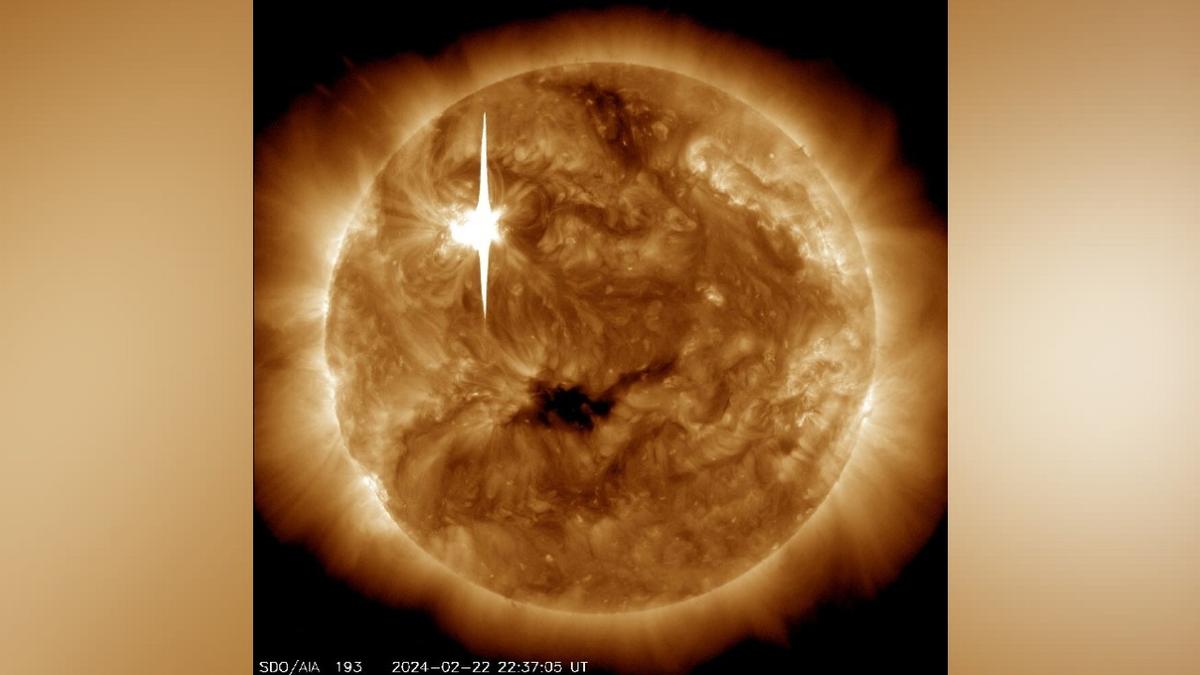Sun Enters Solar Maximum Phase, Raising Geomagnetic Storm Risk: NOAA