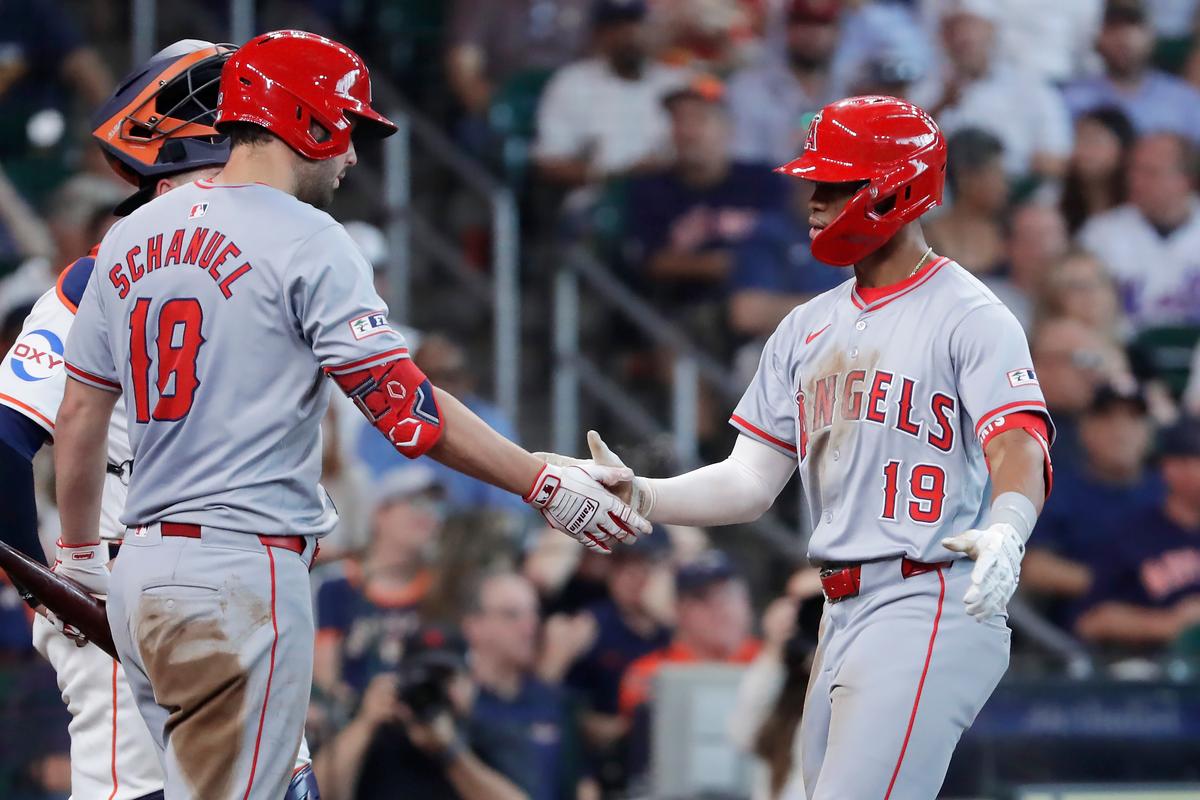Paris Hits First Career Home Run to Help Angels Take Series From Astros