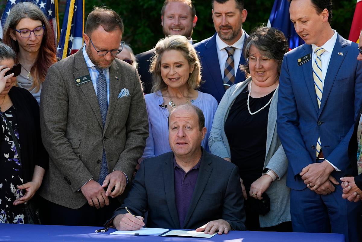 Colorado Governor Signs Bills Regulating Funeral Homes After Discovery of 190 Rotting Bodies