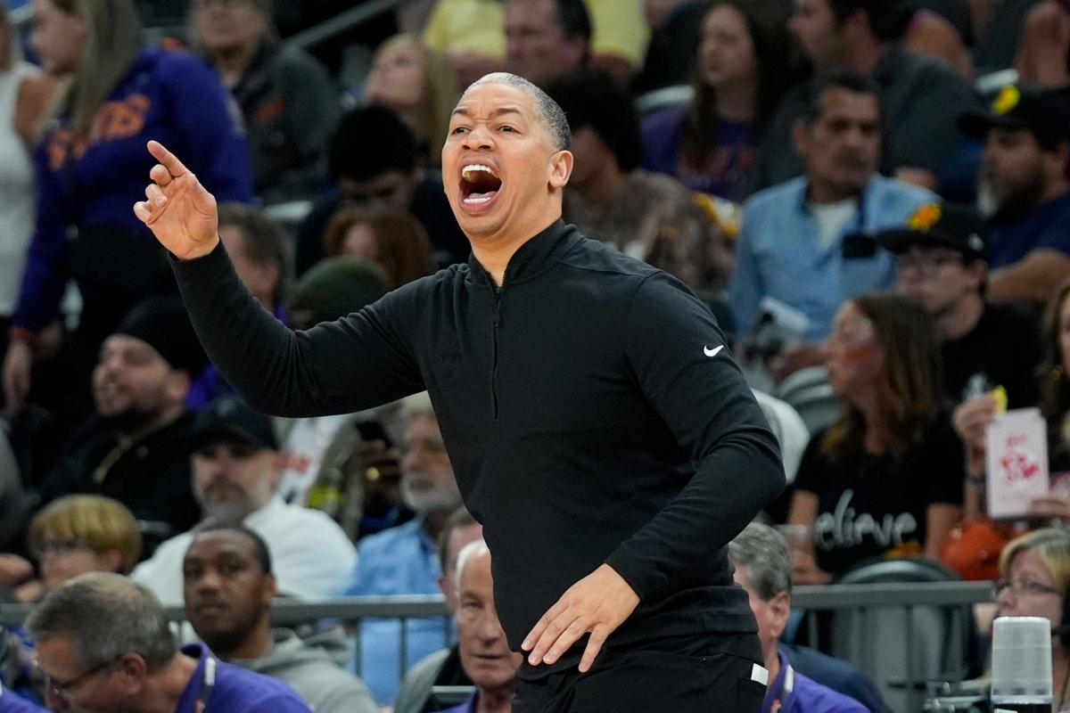 Clippers Sign Coach Lue to Long-Term, Big-Money Contract Extension