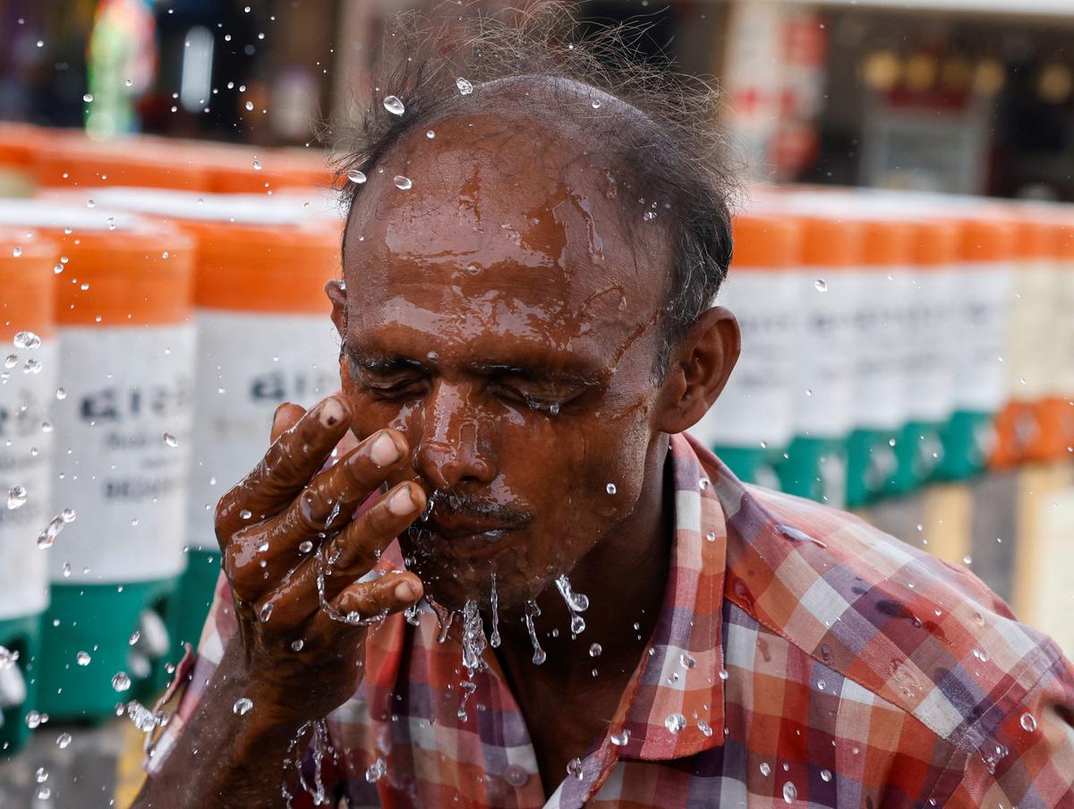 India Says Delhi’s Record 52.9 Celsius Temperature Last Week Was Wrong by 3 C