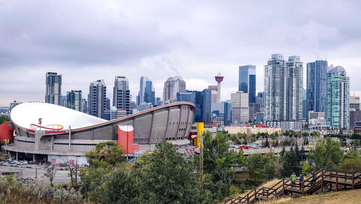 Calgary Mayor Says Residents Should Expect Water Restrictions for Several More Days