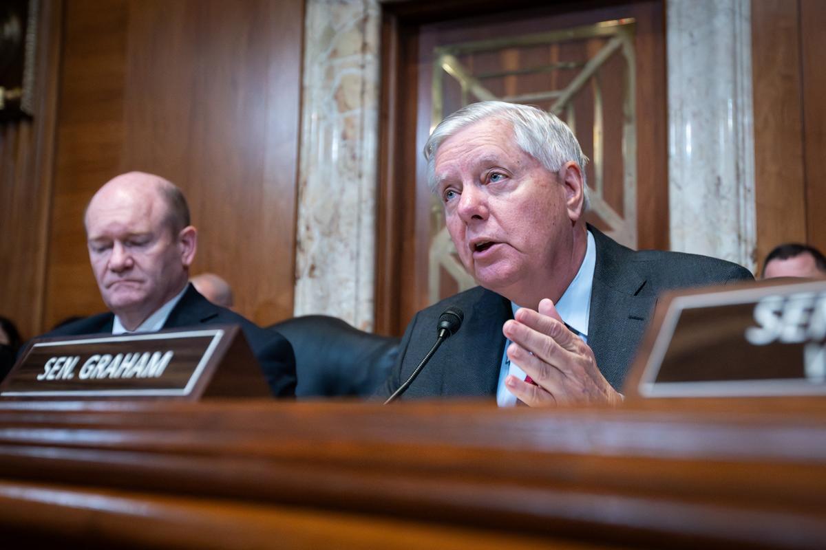 Senate Blocks Supreme Court Ethics Bill for Now