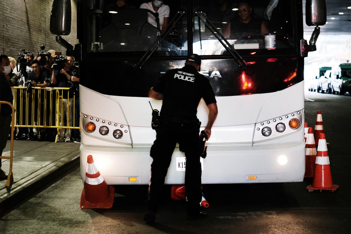 Coach USA Seeks to Sell Business Through Bankruptcy Filing