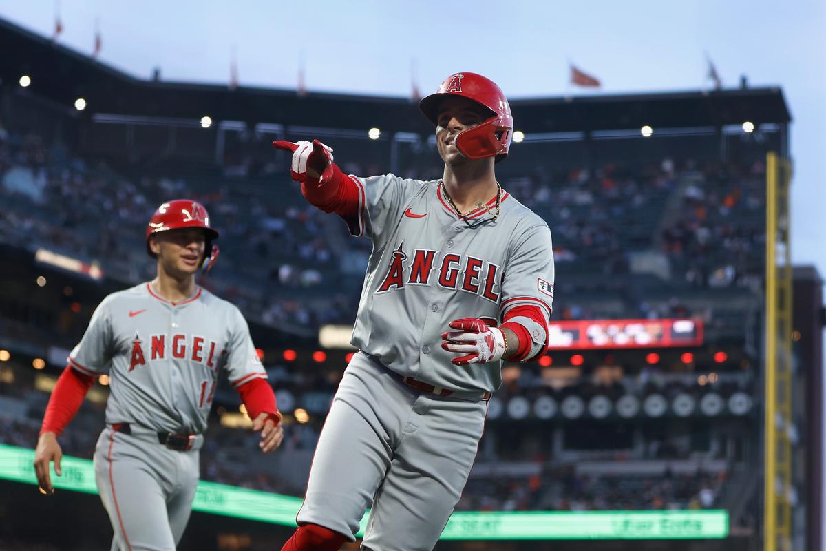 Moniak Has 3 Hits, Anderson Goes 5-plus Strong Innings in Angels’ 8–6 Victory Over Giants