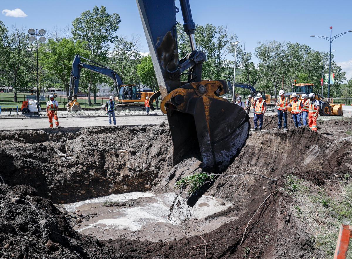 Calgary Marks Two Weeks of Water Restrictions; Pipe Pieces Arrive From San Diego