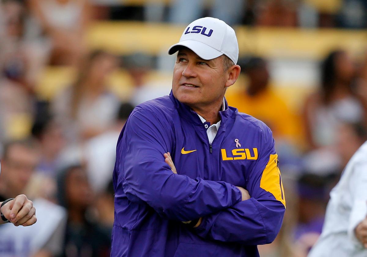 Les Miles Sues LSU, NCAA, and College Football Hall of Fame Over 37 Vacated Victories