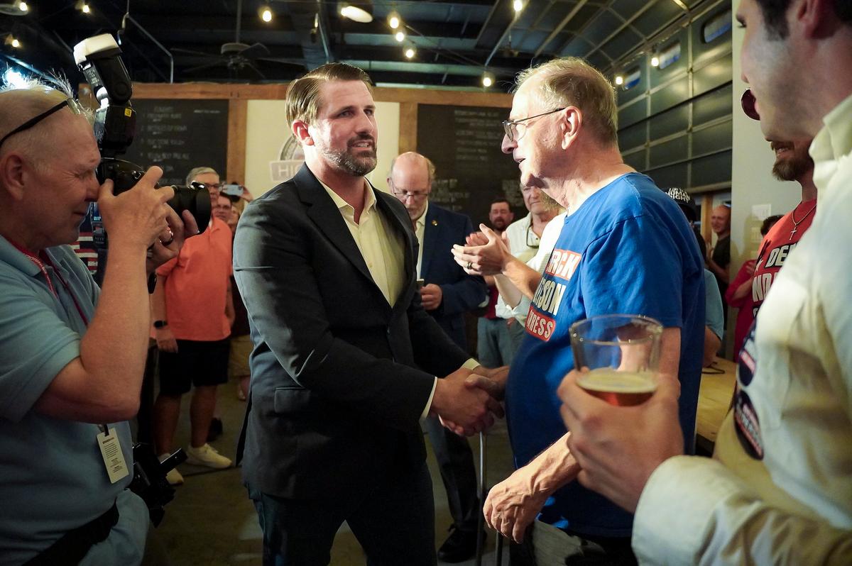 Army Veteran, Figure in Trump Impeachment Inquiry Will Vie For Key House Seat