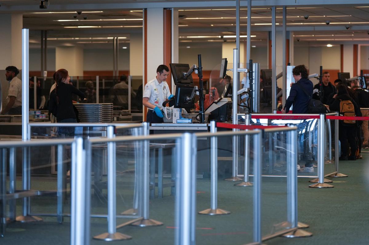 Federal Appeal Court Tosses Charter Challenge for Pair on Canada’s No-fly List