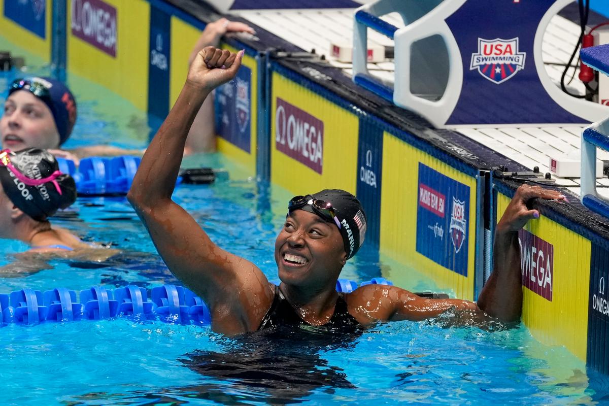 Manuel Channels Her Winning Side, Qualifies for Paris Olympics in 50 Freestyle