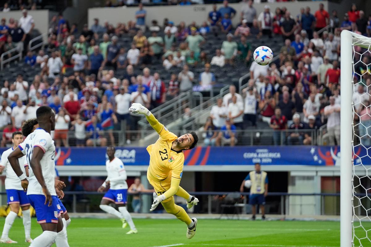 Pulisic’s Goal and Assist Lead United States Over Bolivia in Copa America Opener