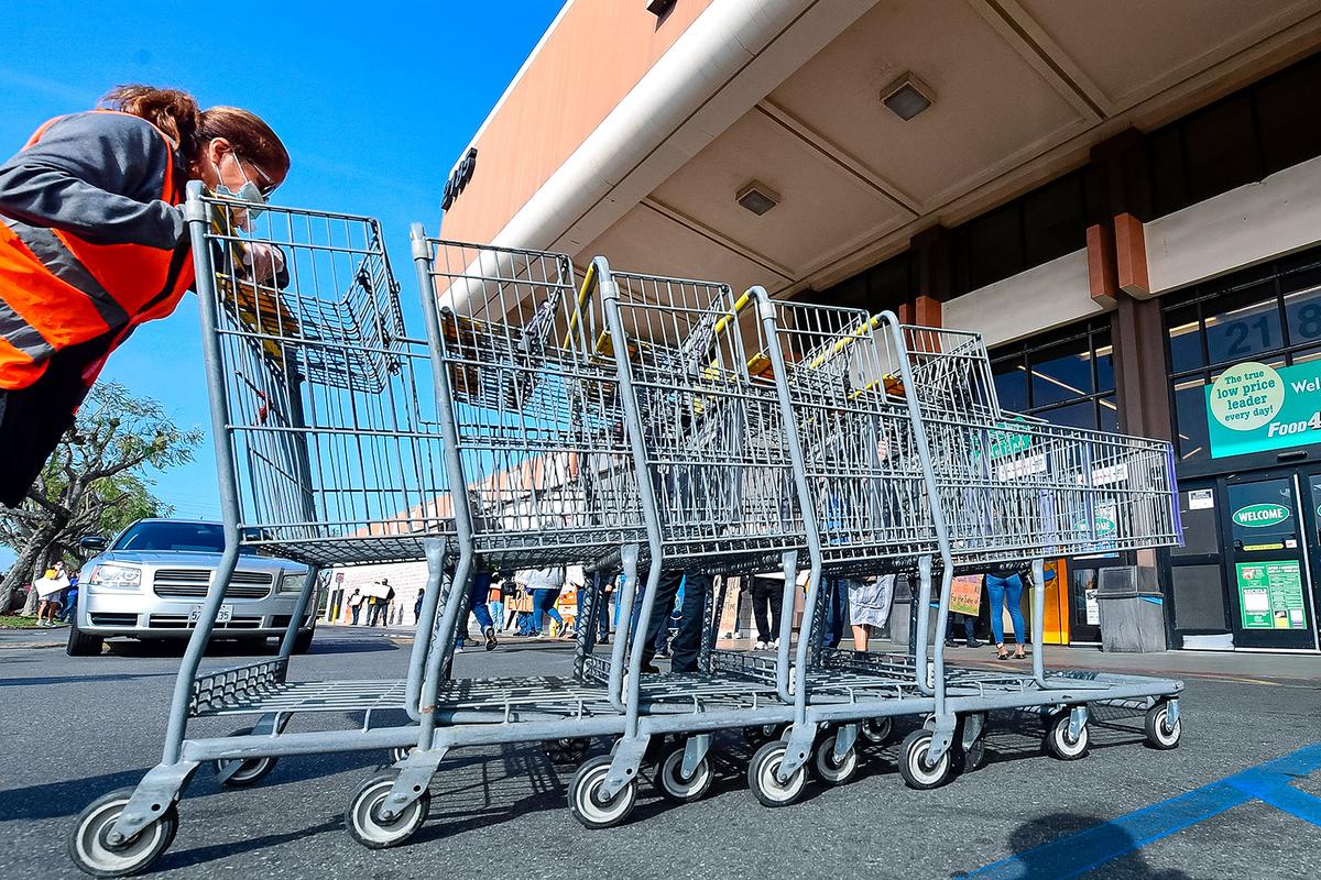 Food 4 Less Workers’ Union and Grocer Reach Tentative Labor Deal, Avoiding Strike