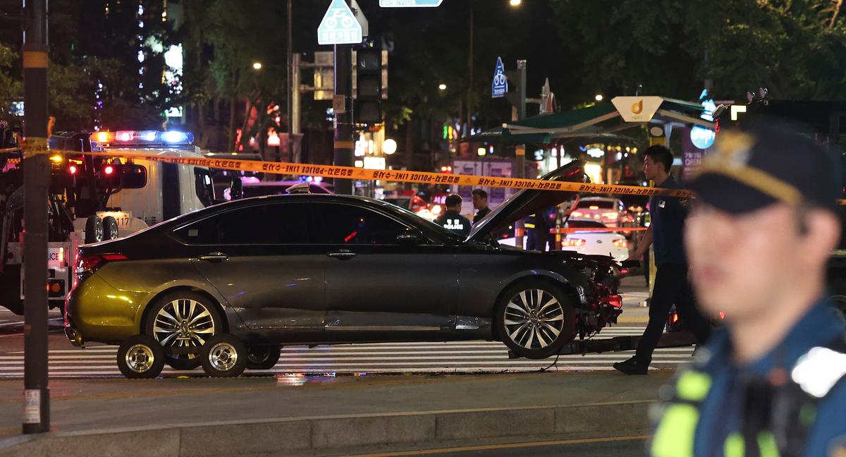 Car Hits Pedestrians in Central Seoul, Killing 9 and Injuring 4