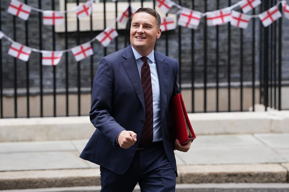 Government ‘Minded’ to Make Puberty Blocker Ban Permanent, High Court Told