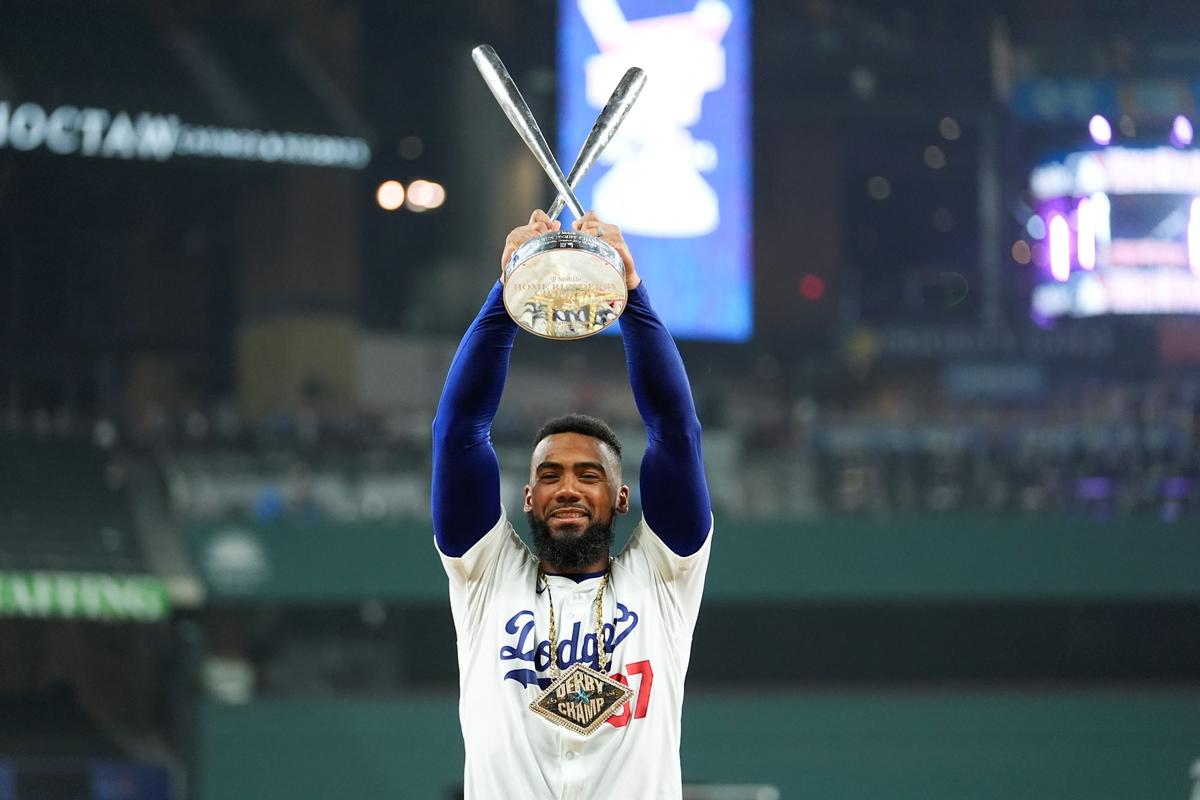 With Boost From Former Teammate, Dodgers’ Hernández Beats Royals’ Witt in Home Run Derby