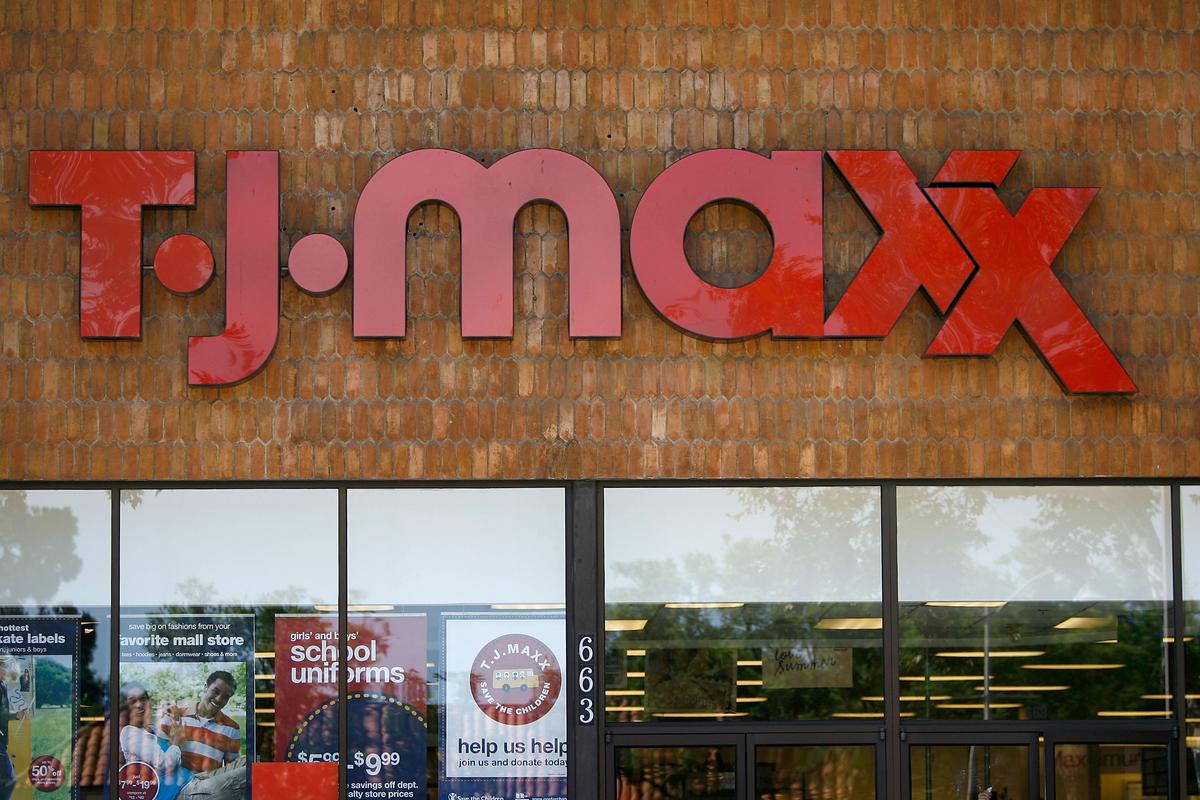Woman Pleads Not Guilty to Shoplifting From Same Store More Than 30 Times