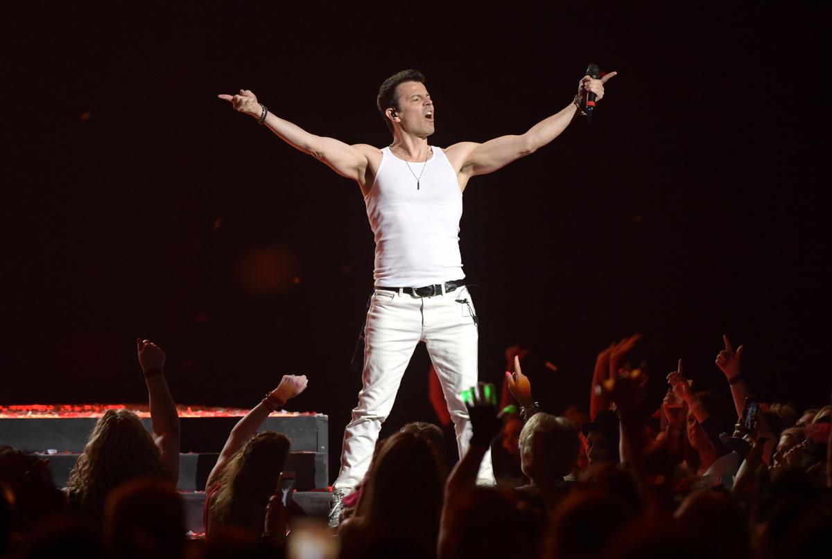 New Kids on the Block Member Jordan Knight on Staying Healthy on Tour