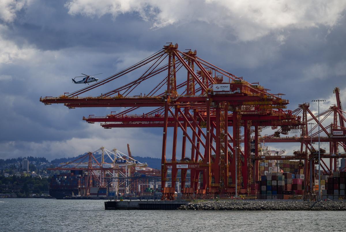 BC Port Employers Say Foremen’s Union Plans Industry-Wide Strike Vote