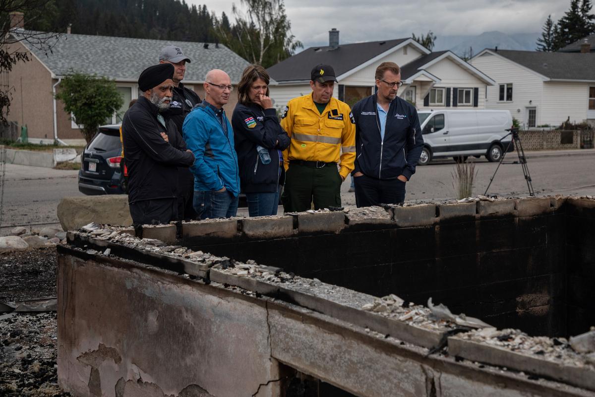 Jasper’s Mayor Says Date When Evacuees Can Return Home Will Be Announced Monday