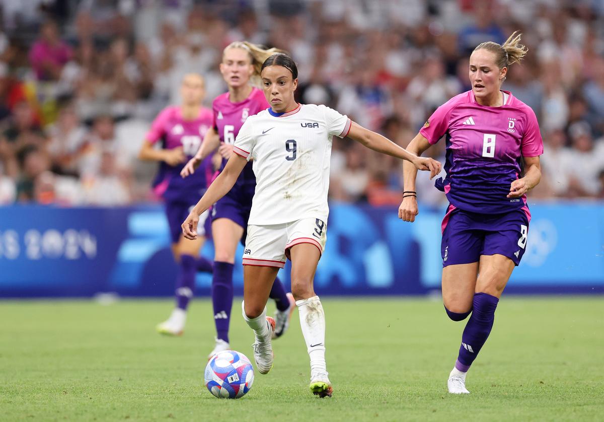 US Women’s Soccer Clinches Spot in Olympic Quarterfinals