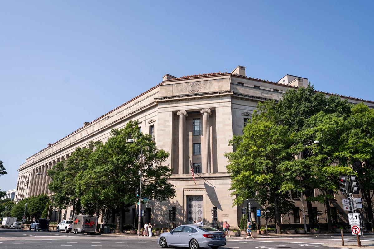 What We Know About the Alleged ISIS Terror Plot by Pakistani National Arrested in Canada