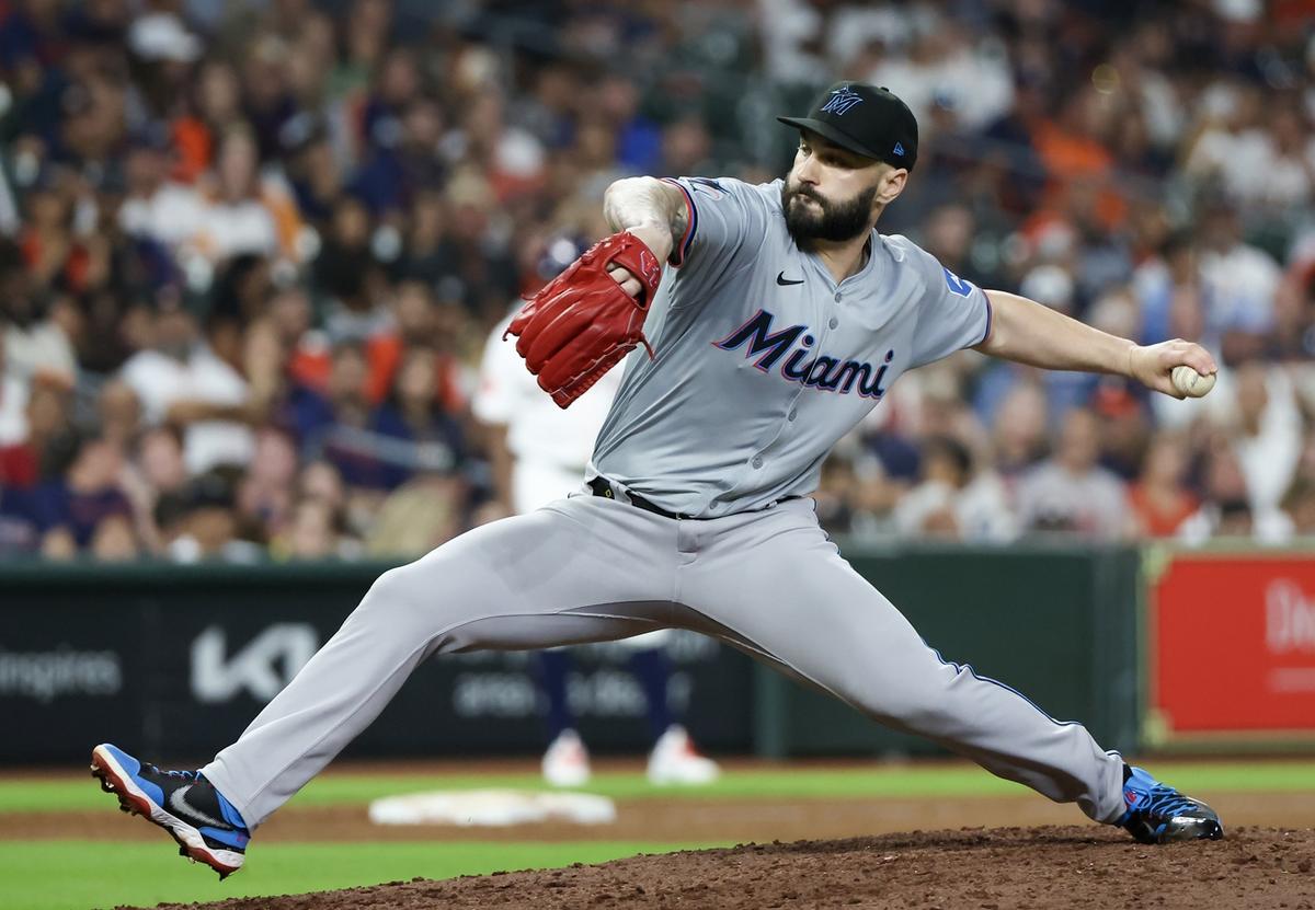 Padres Land Closer Scott From Marlins, Add Starter Perez From Pirates