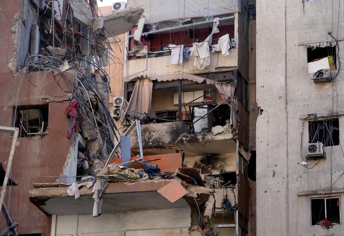 Ottawa Warns More Than 20,000 Canadians There Is No Guaranteed Lebanon Evacuation