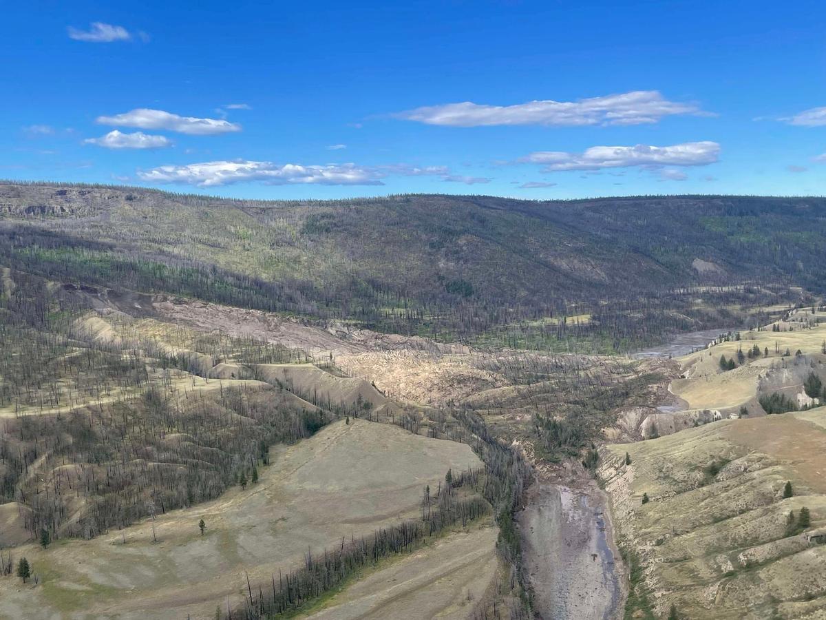Landslide Blocking BC River Could Give Way Within 24 to 48 Hours: Regional Official