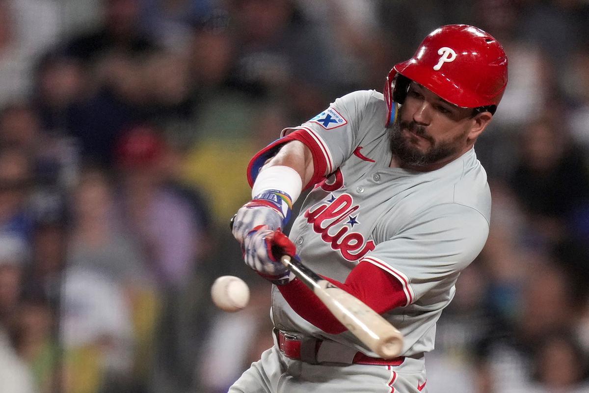 Schwarber’s Three Home Runs, Seven RBIs Fuel Phillies’ Victory Over Dodgers