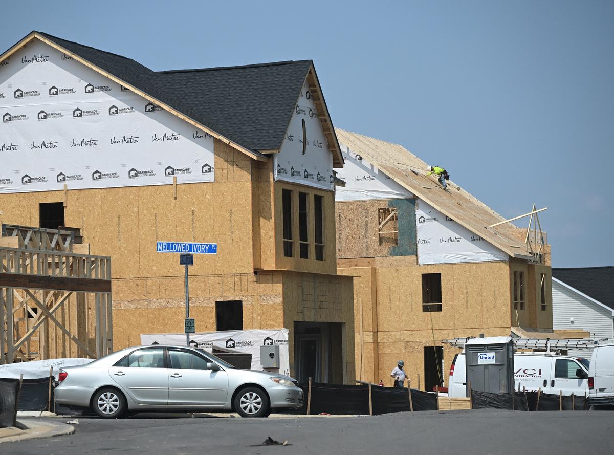 US Housing Starts Plummet to 4-Year Low, Signaling Deepening Market Challenges