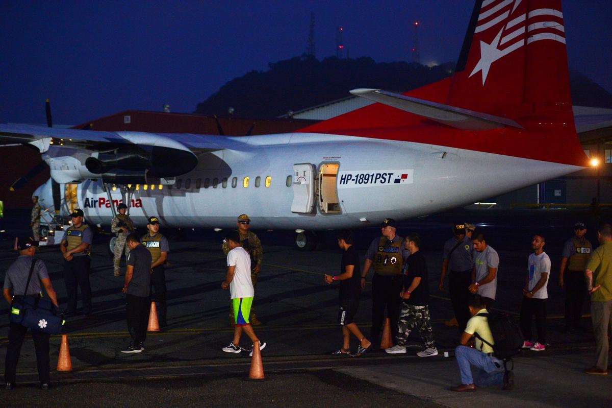 Panama Deports Colombian Illegal Immigrants on First US-Funded Flights