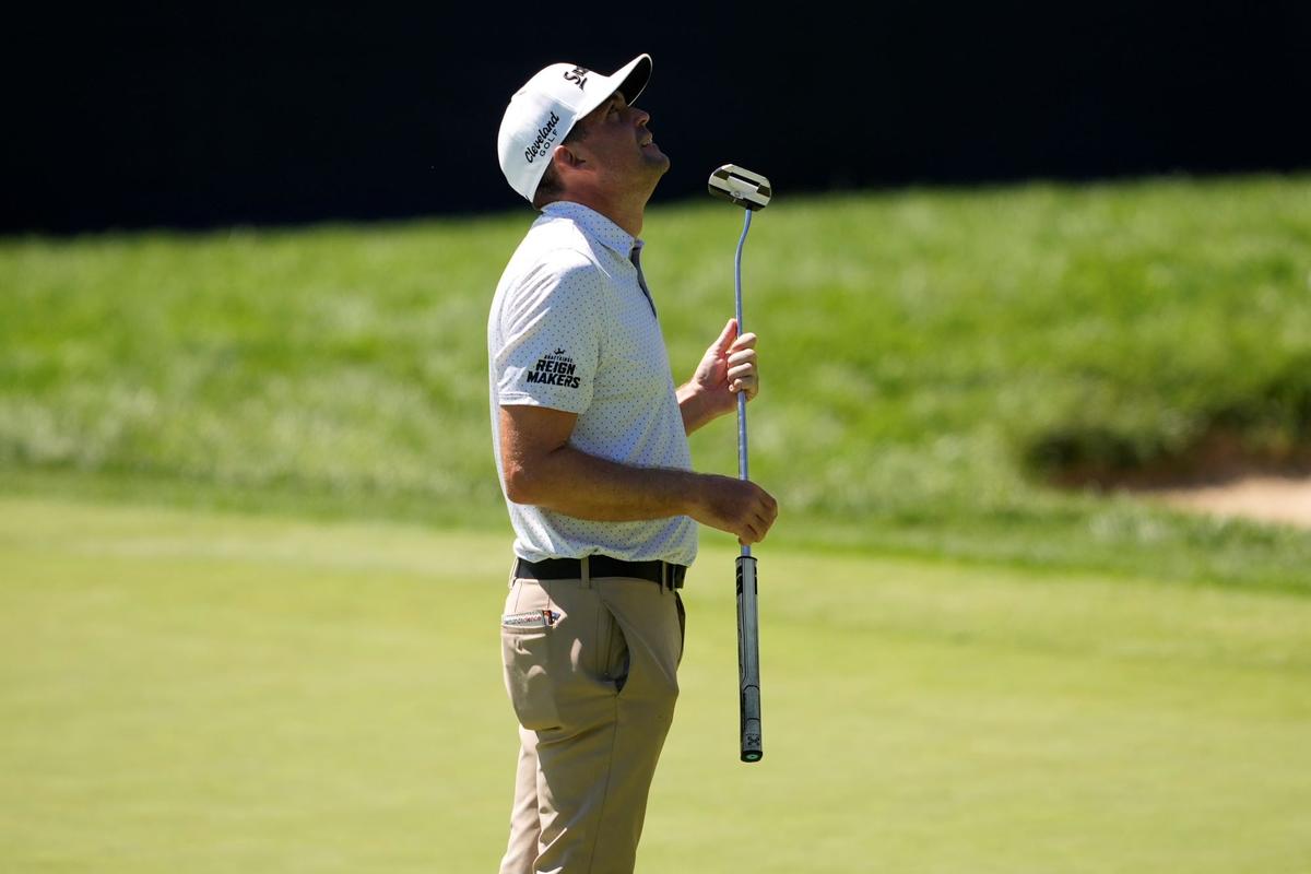 Bradley Goes From Last Man in to First-Round Lead at BMW Championship