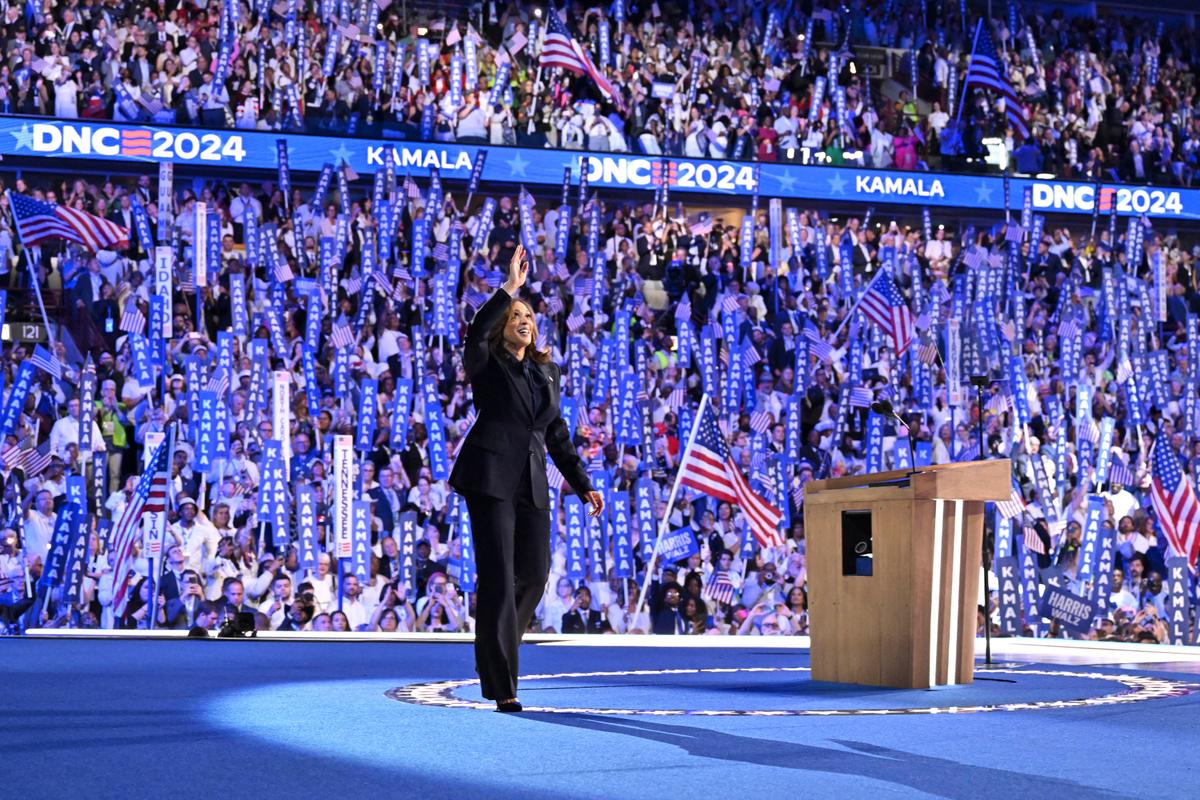 After DNC, Harris Seeks to Maintain Momentum