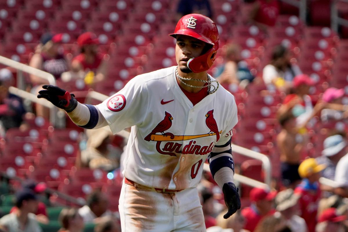 Winn, Gray Spark Cardinals to Win Over Padres and Split of Four-Game Series
