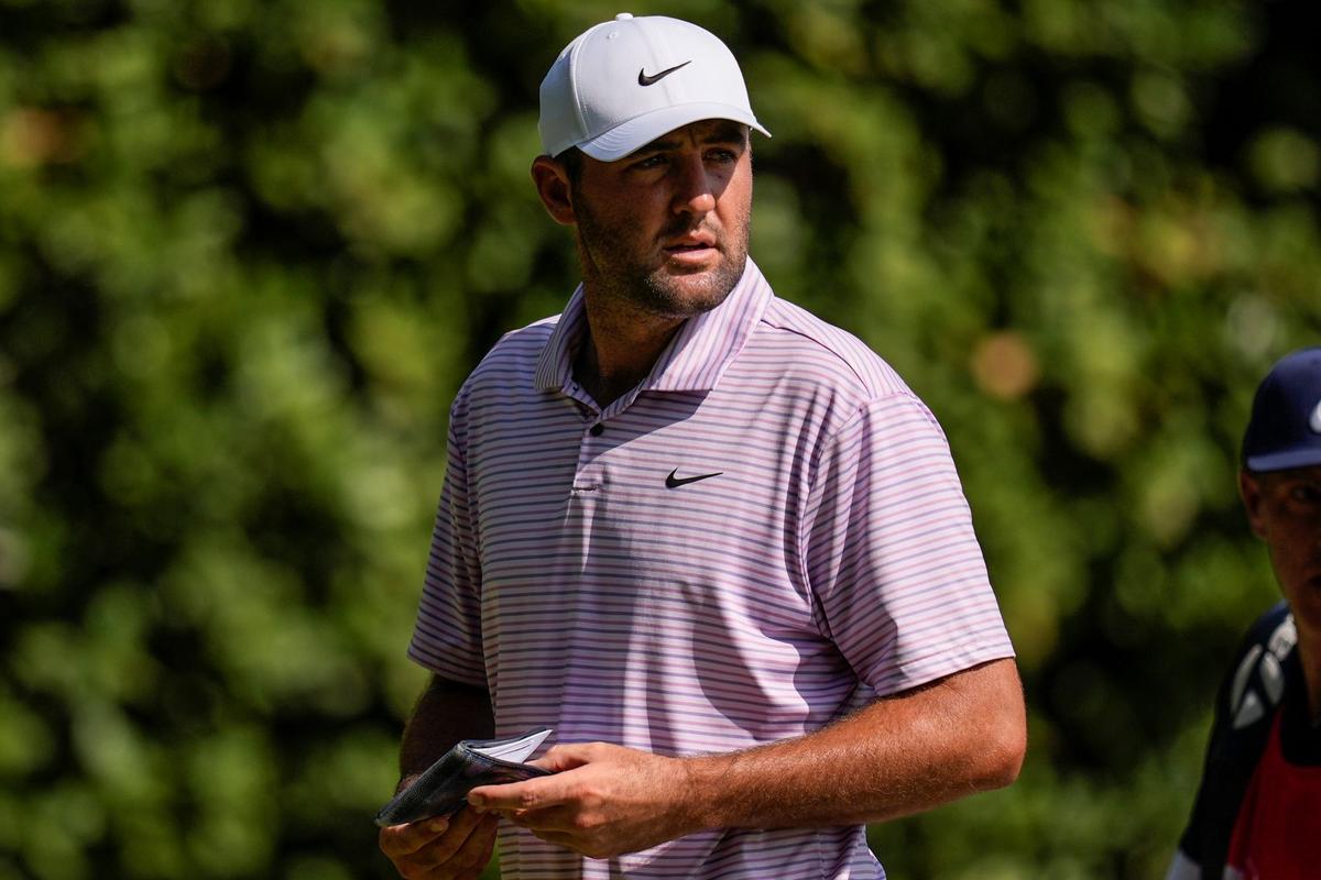 Scheffler Takes Giant Leap Toward $25 Million FedEx Cup Prize