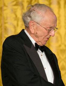 David Herbert Donald is honored for his work in preserving the legacy of President Abraham Lincoln’s life in 2007. (Public Domain)