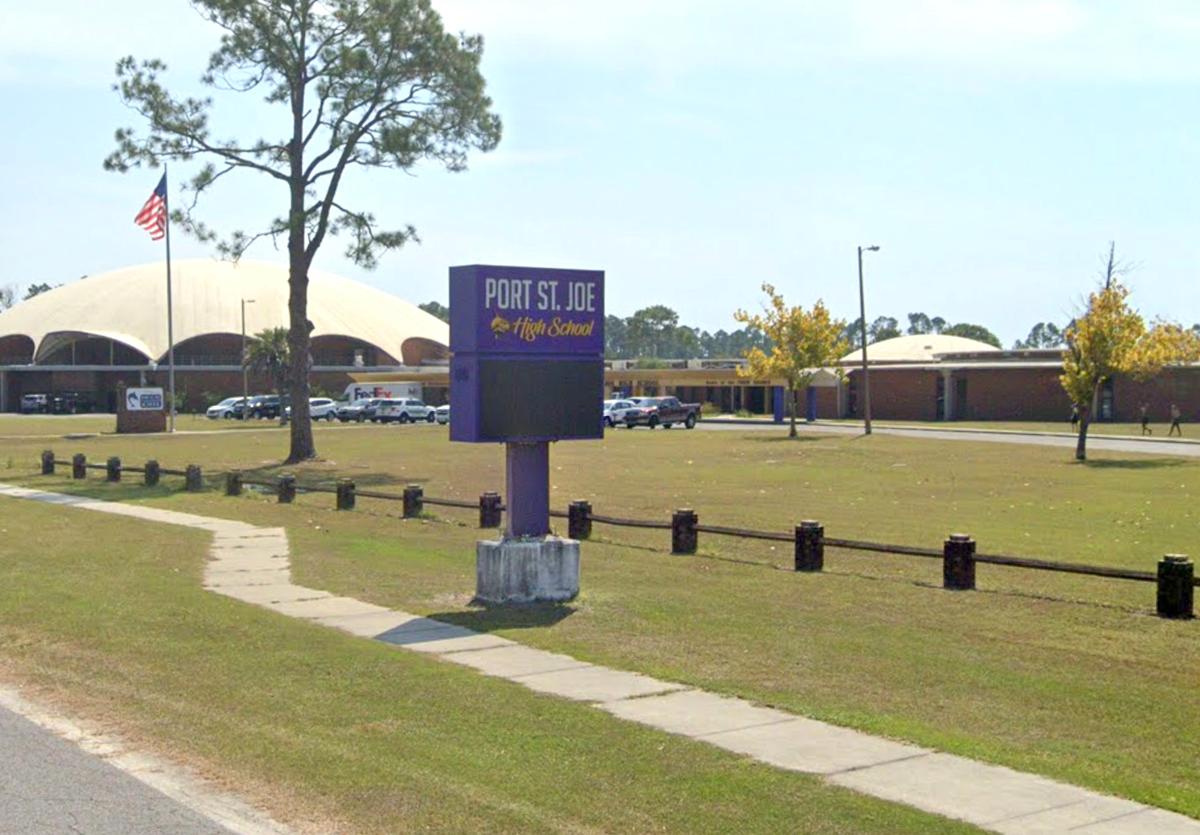 Florida High School Football Player Dies After Collapsing During Game