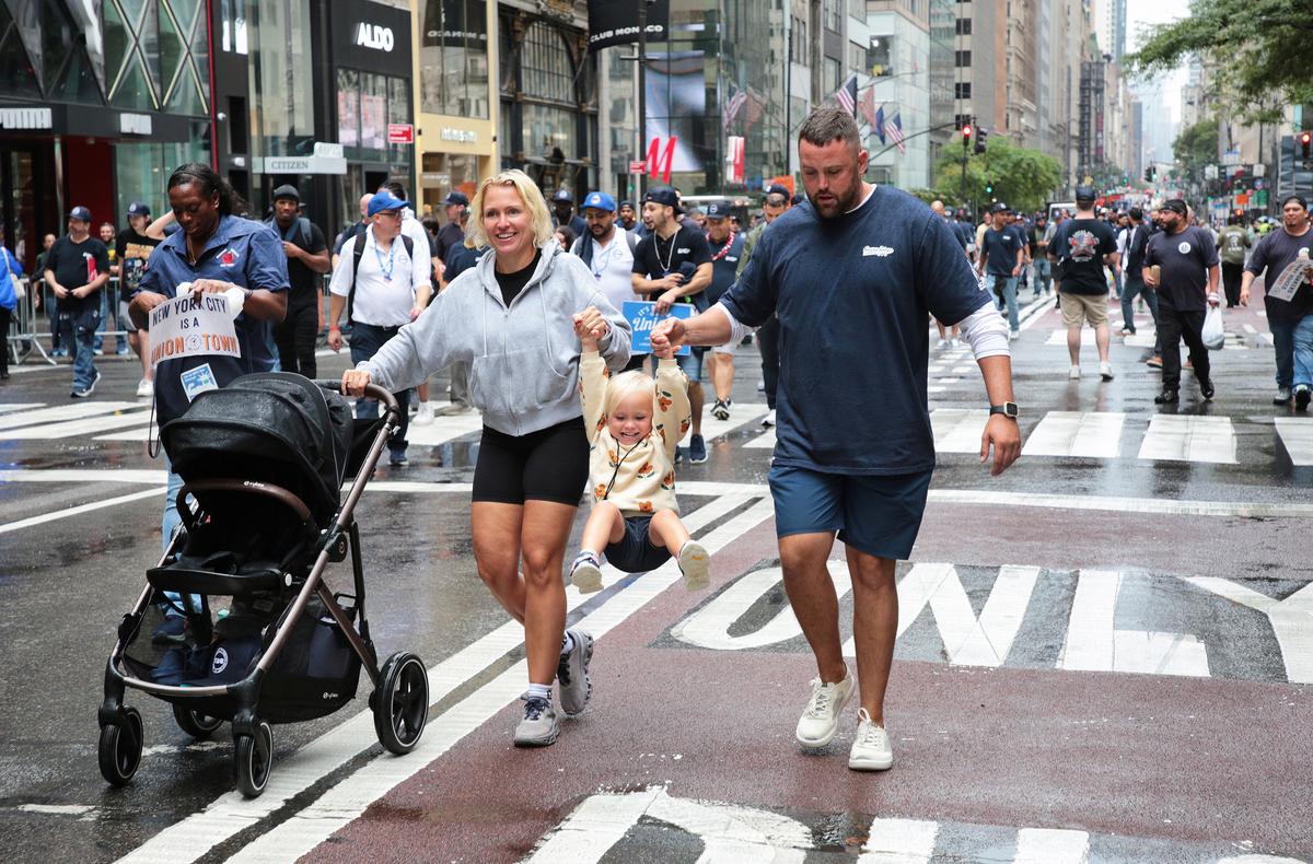 Unions Take to New York City Streets to Celebrate US Workers