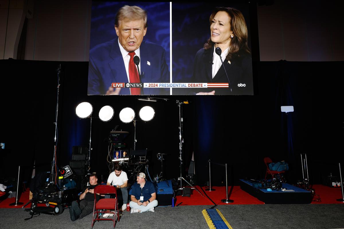 Debate Moderators Under Scrutiny