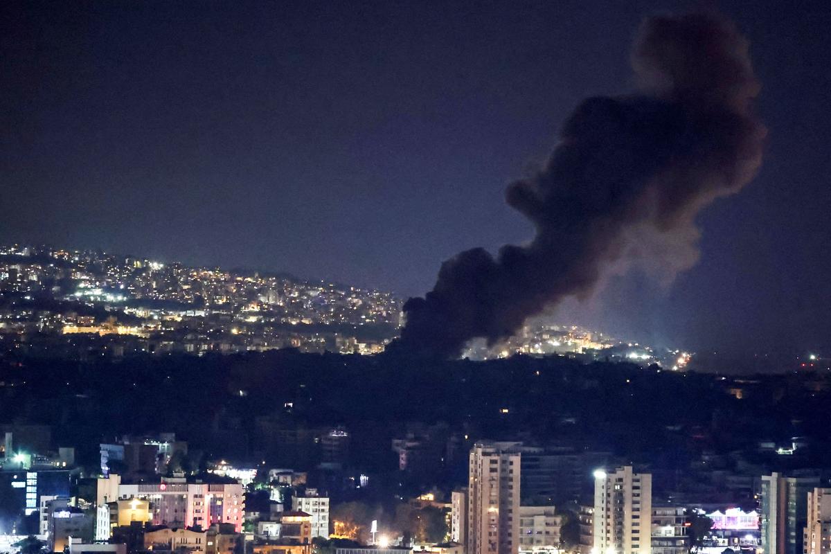 Government Charters Flight to Get Britons out of Lebanon