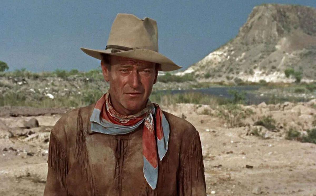 ‘Hondo’: Straddling Two Worlds