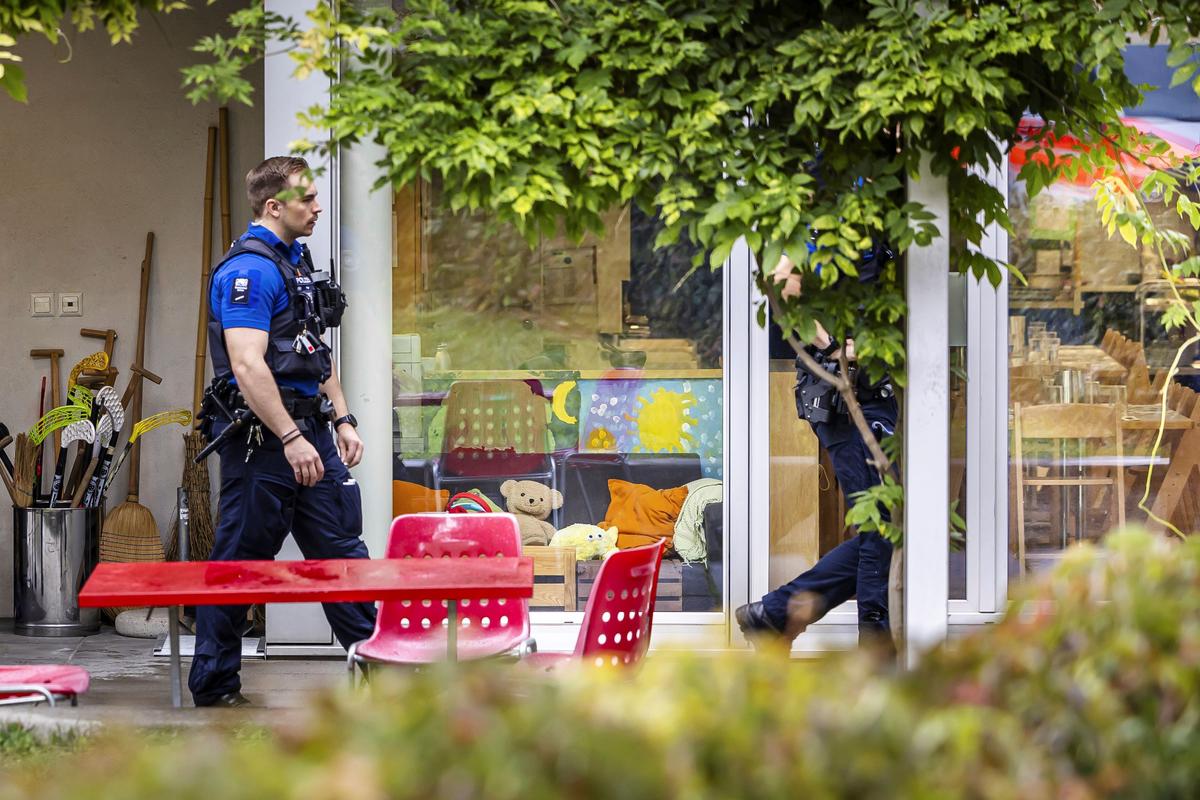 Swiss Police Say Man Attacked and Injured 3 Children in Zurich